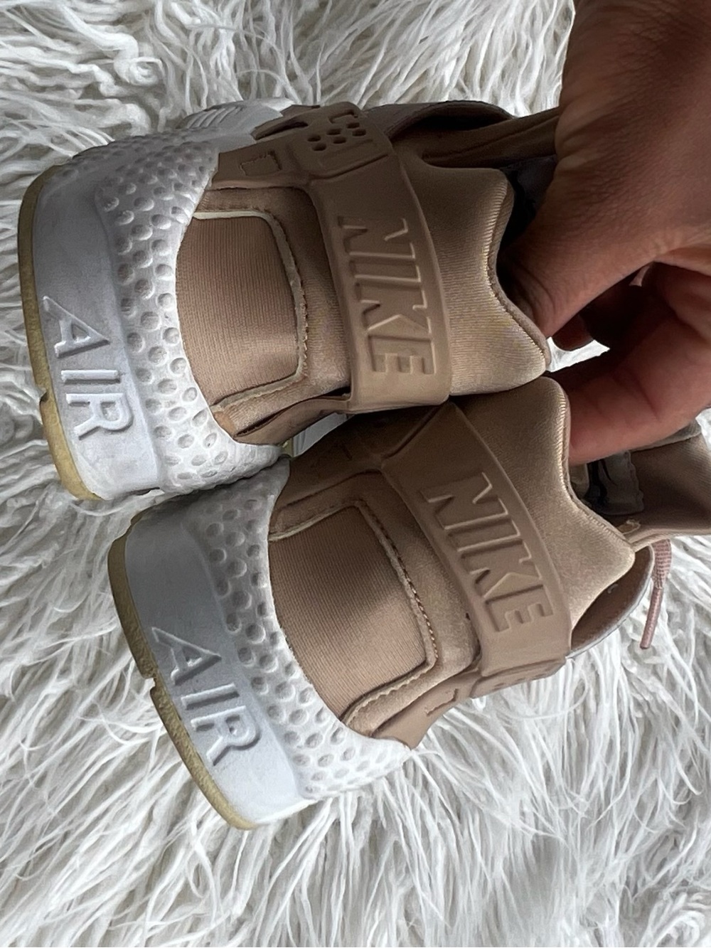 Nike Women’s Air Huarache Run - Picture 4 of 5